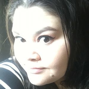 Meet your Posher, Mercedes